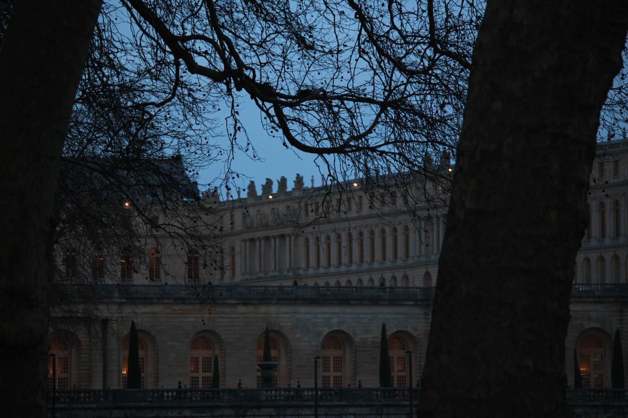 Bed In Versailles - Villa De La Piece D'Eau Des Suisses Eksteriør bilde